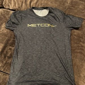 Nike Metcon shirt Large